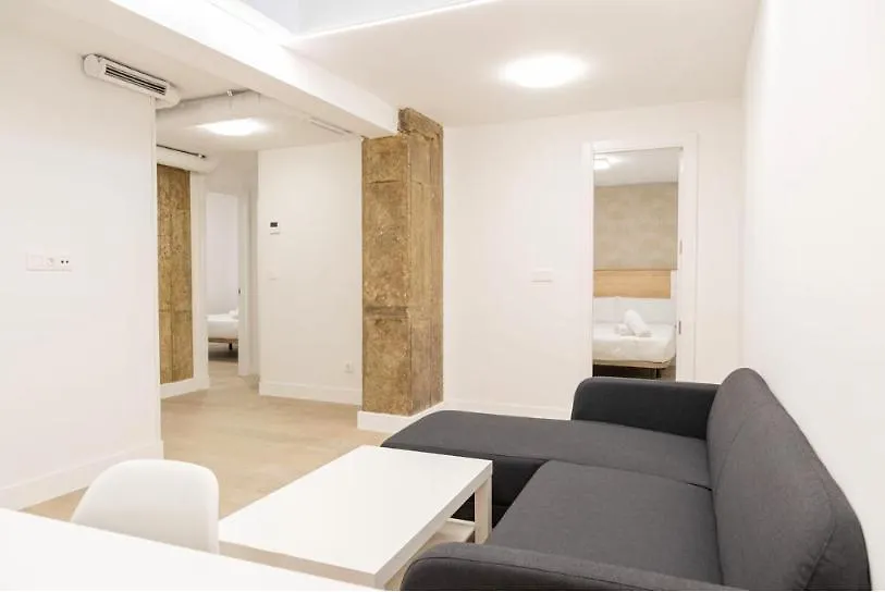 Contemporary 6Bd Apartment For 12 Las Ventas Madrid 0*,  Spain